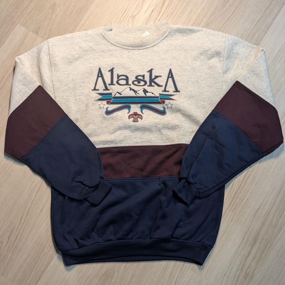 Sun Triangle Men's Alaska Sweatshirt - Vintage NWT